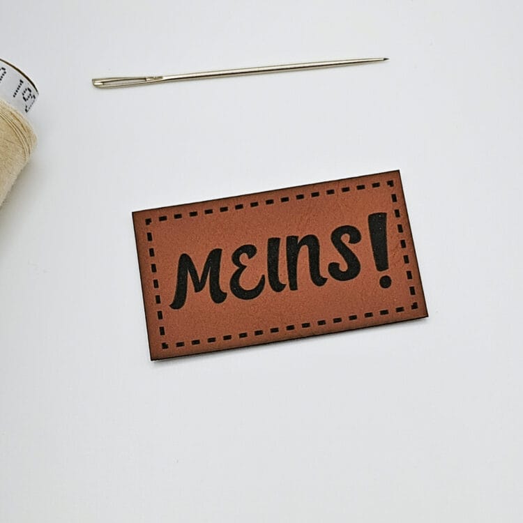 Kunstlederlabel "meins"