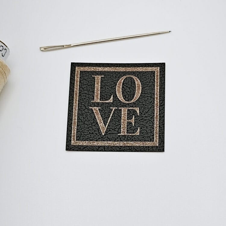 Kunstlederlabel "LOVE"