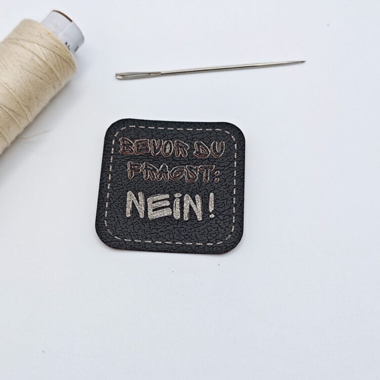 Kunstlederlabel "bevor du fragst"