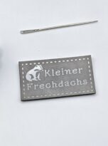 Kunstlederlabel „kleiner Frechdachs“