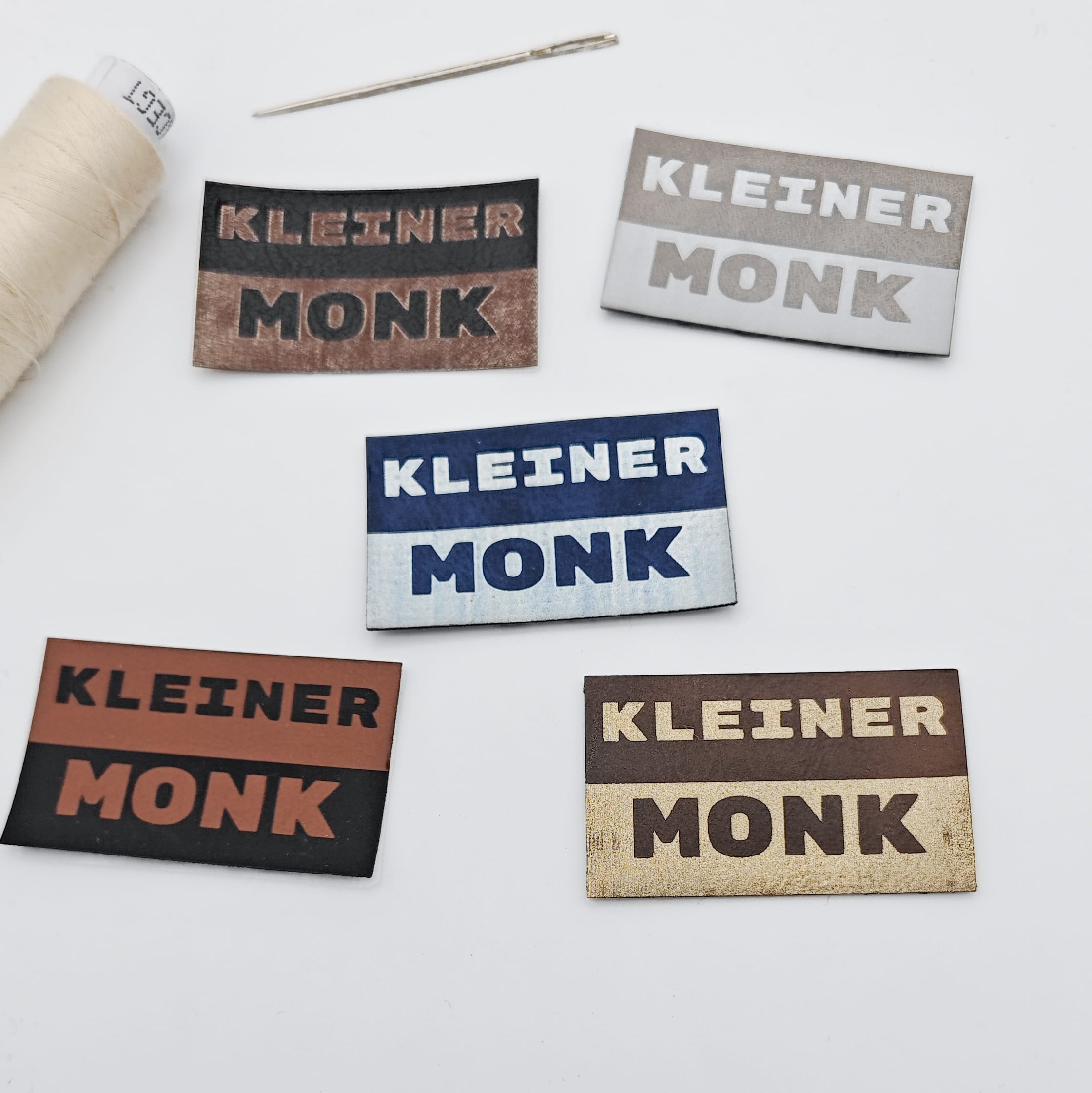 Kunstlederlabel "Kleiner Monk" Kunstlederlabel "Kleiner Monk"