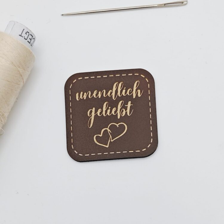 Kunstlederlabel "unendlich geliebt"