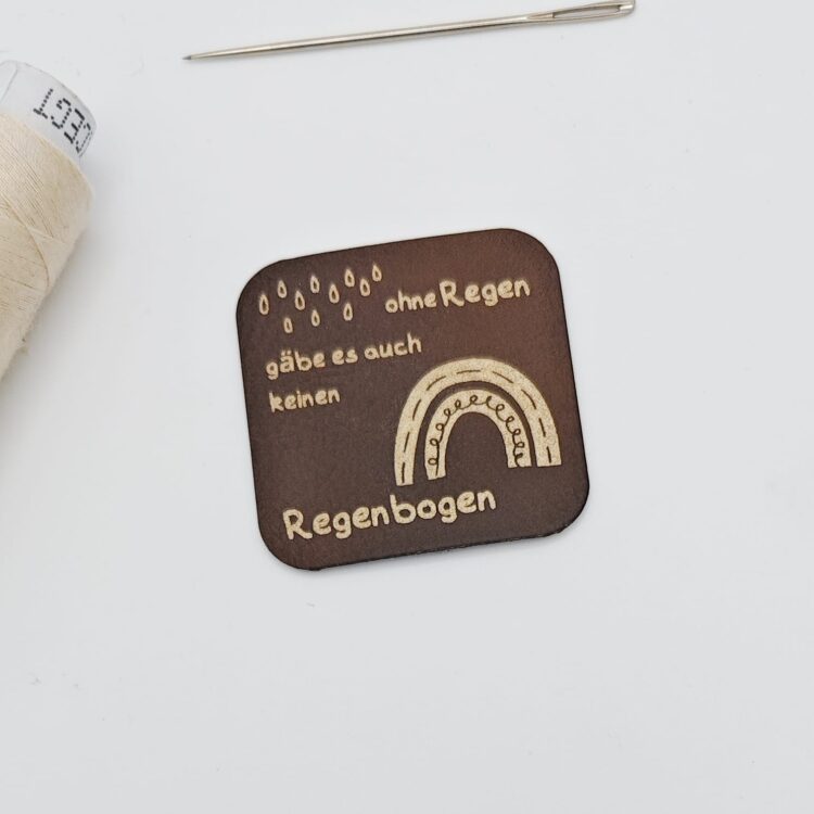 Kunstlederlabel "ohne Regen keinen Regenbogen"