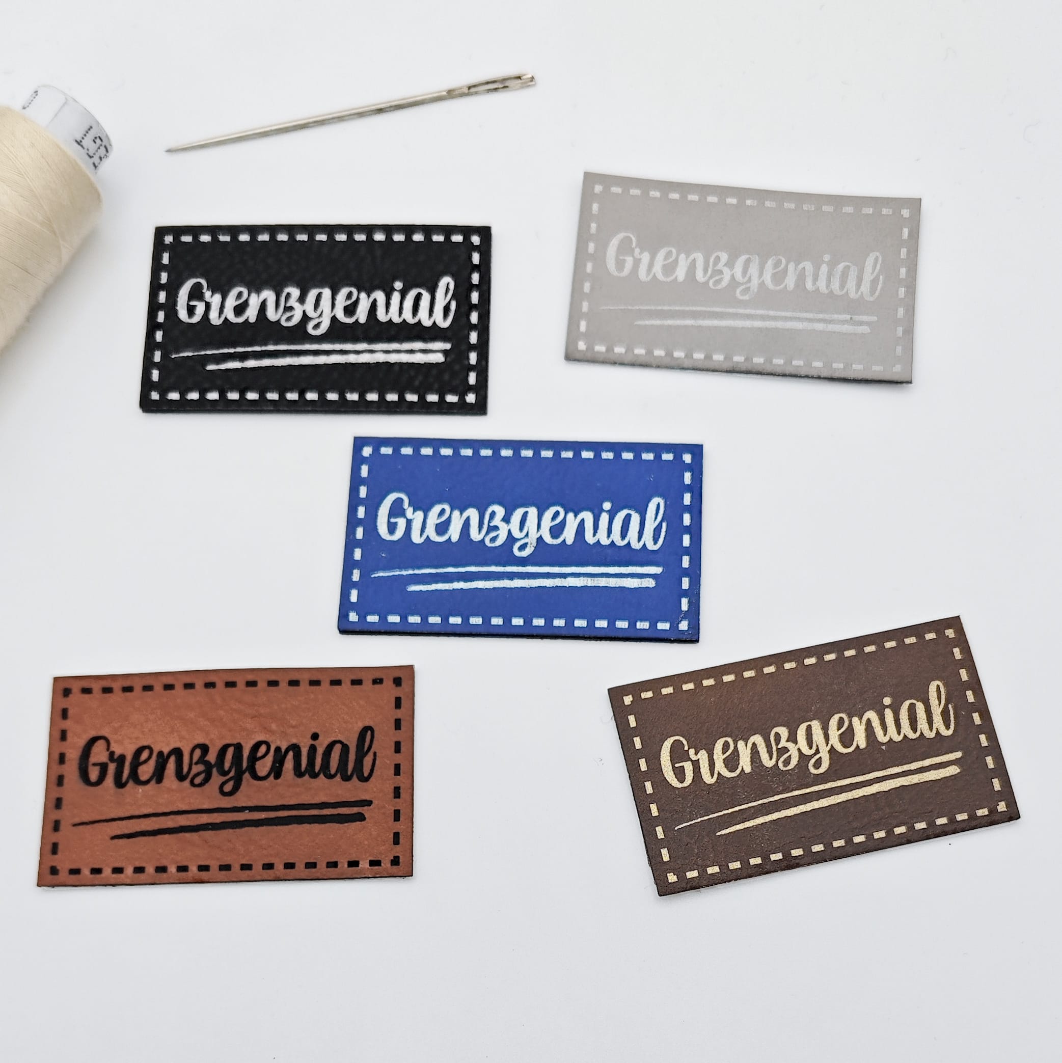 Kunstlederlabel "Grenzgenial" Kunstlederlabel "Grenzgenial"