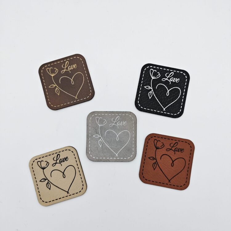 Kunstlederlabel "love"