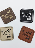 Kunstlederlabel „mit Liebe genäht“