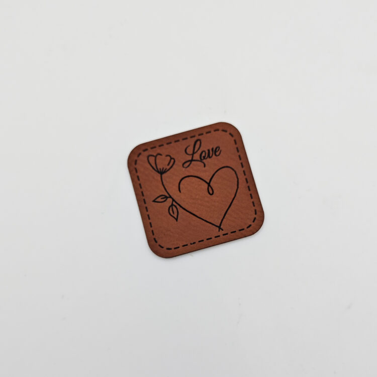 Kunstlederlabel "love"